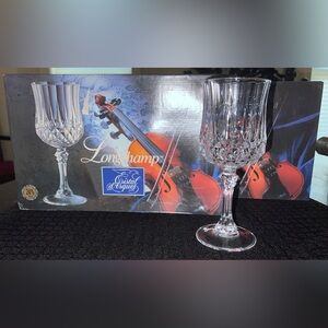 SET OF 8- Long champ 24% Lead Crystal Wine Glasses New!